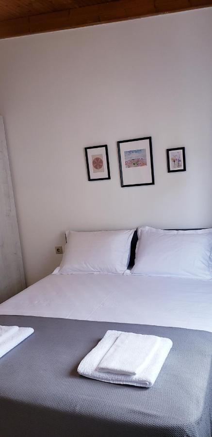 Michalis, 2-Bedroom Apartment In Saranda المظهر الخارجي الصورة