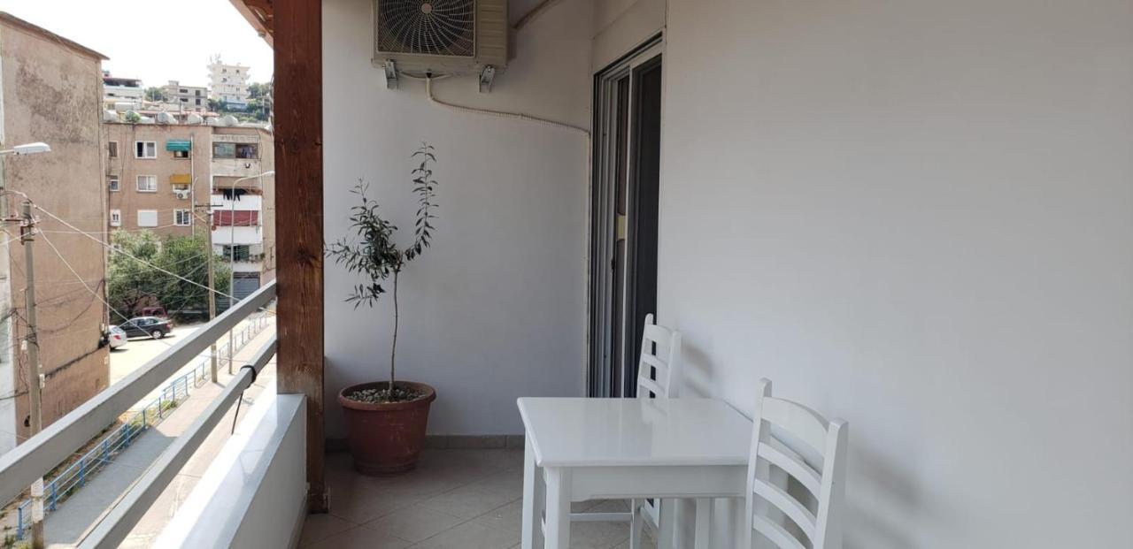 Michalis, 2-Bedroom Apartment In Saranda المظهر الخارجي الصورة