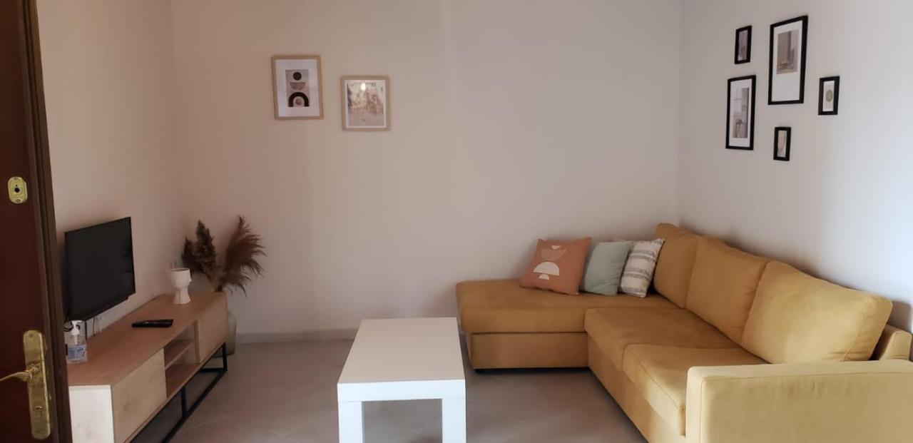 Michalis, 2-Bedroom Apartment In Saranda المظهر الخارجي الصورة